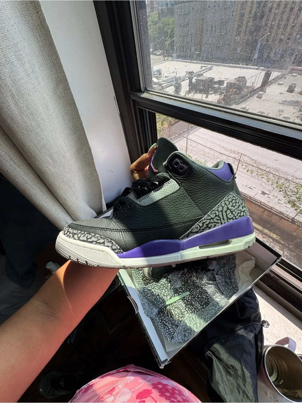 Jordan Men’s Black & Purple Retro Basketball Sneakers